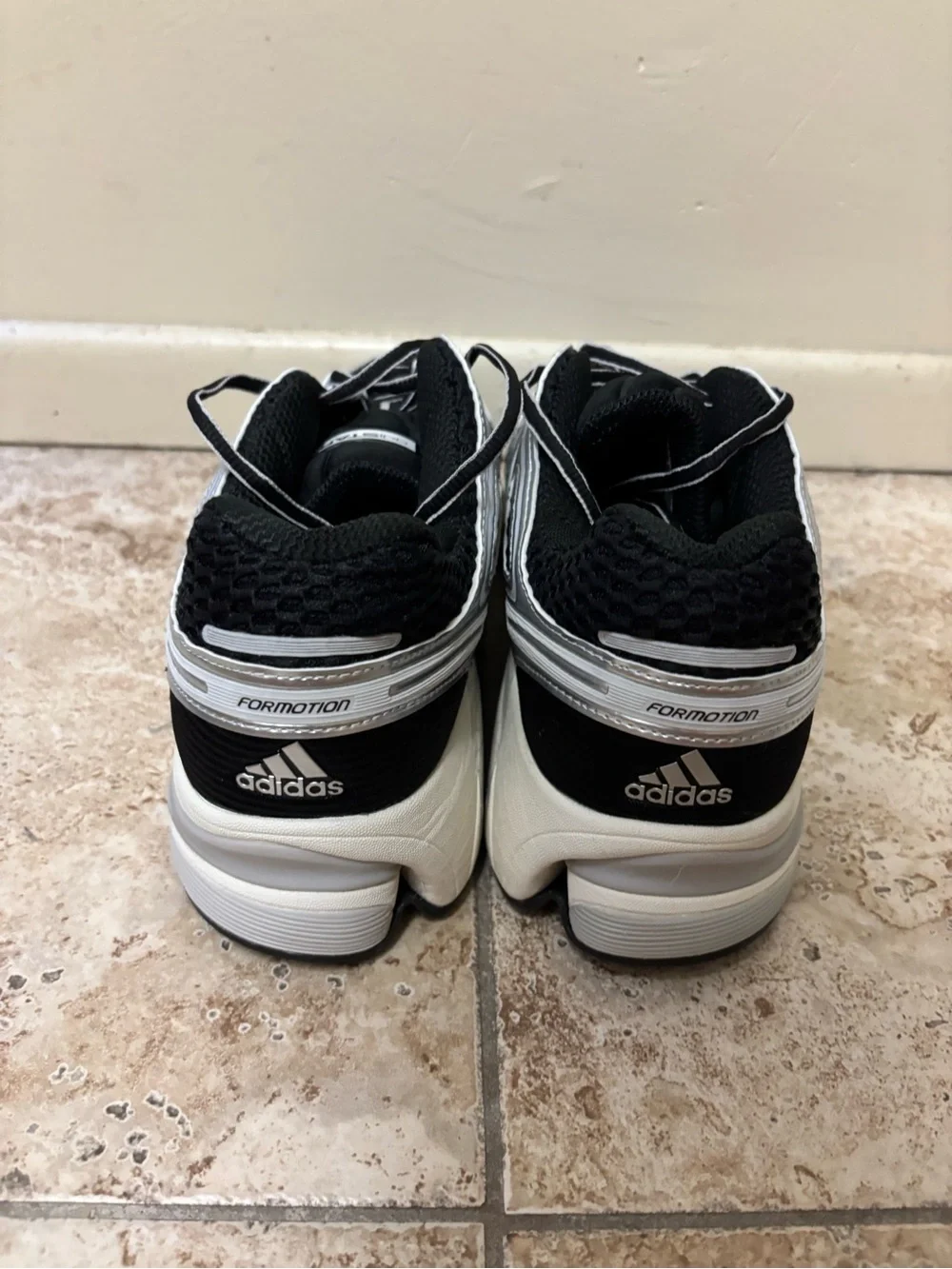 Adidas Adistar Control 5 Black Silver Metallic JQ4169 Causal Men's Size 13 - Picture 3 of 5